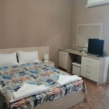 Джорджия Hotel Kiten  Exterior photo