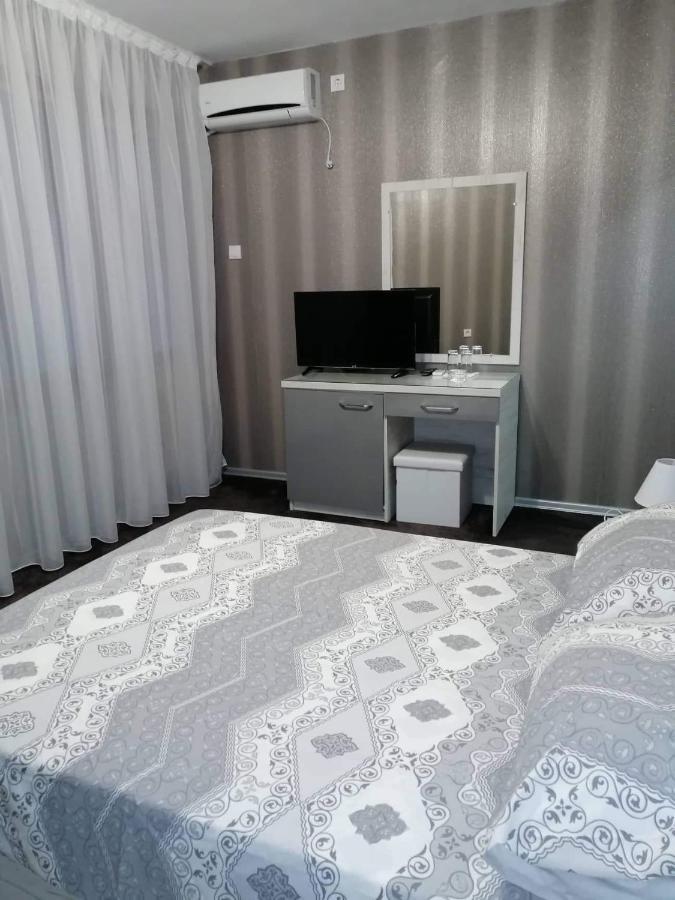 Джорджия Hotel Kiten  Exterior photo