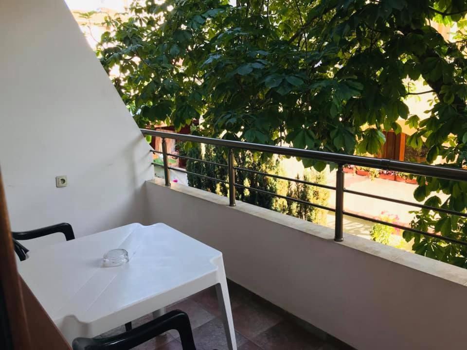 Джорджия Hotel Kiten  Exterior photo