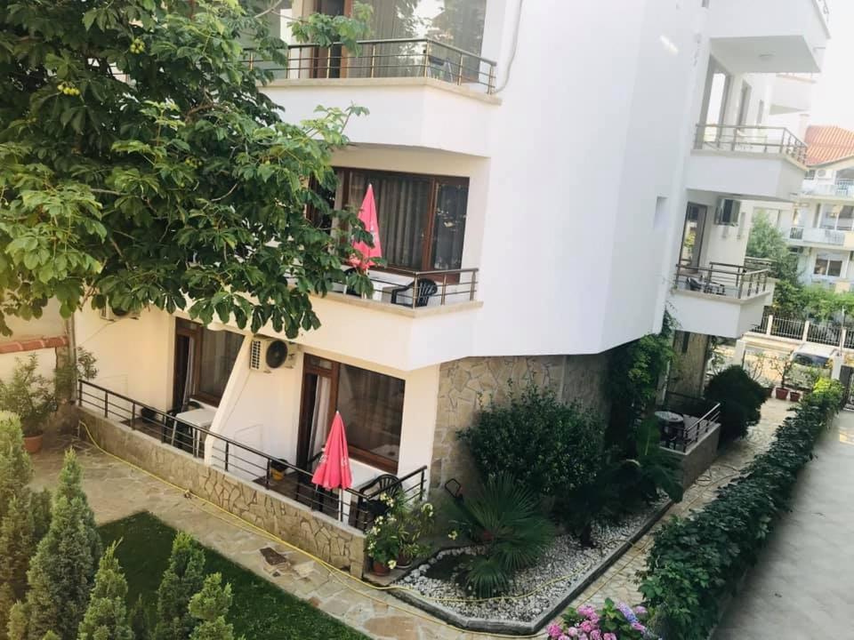 Джорджия Hotel Kiten  Exterior photo