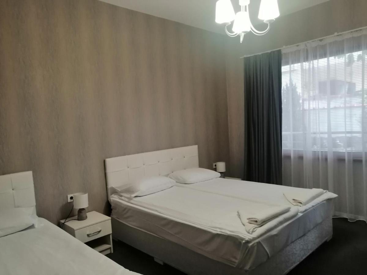 Джорджия Hotel Kiten  Exterior photo
