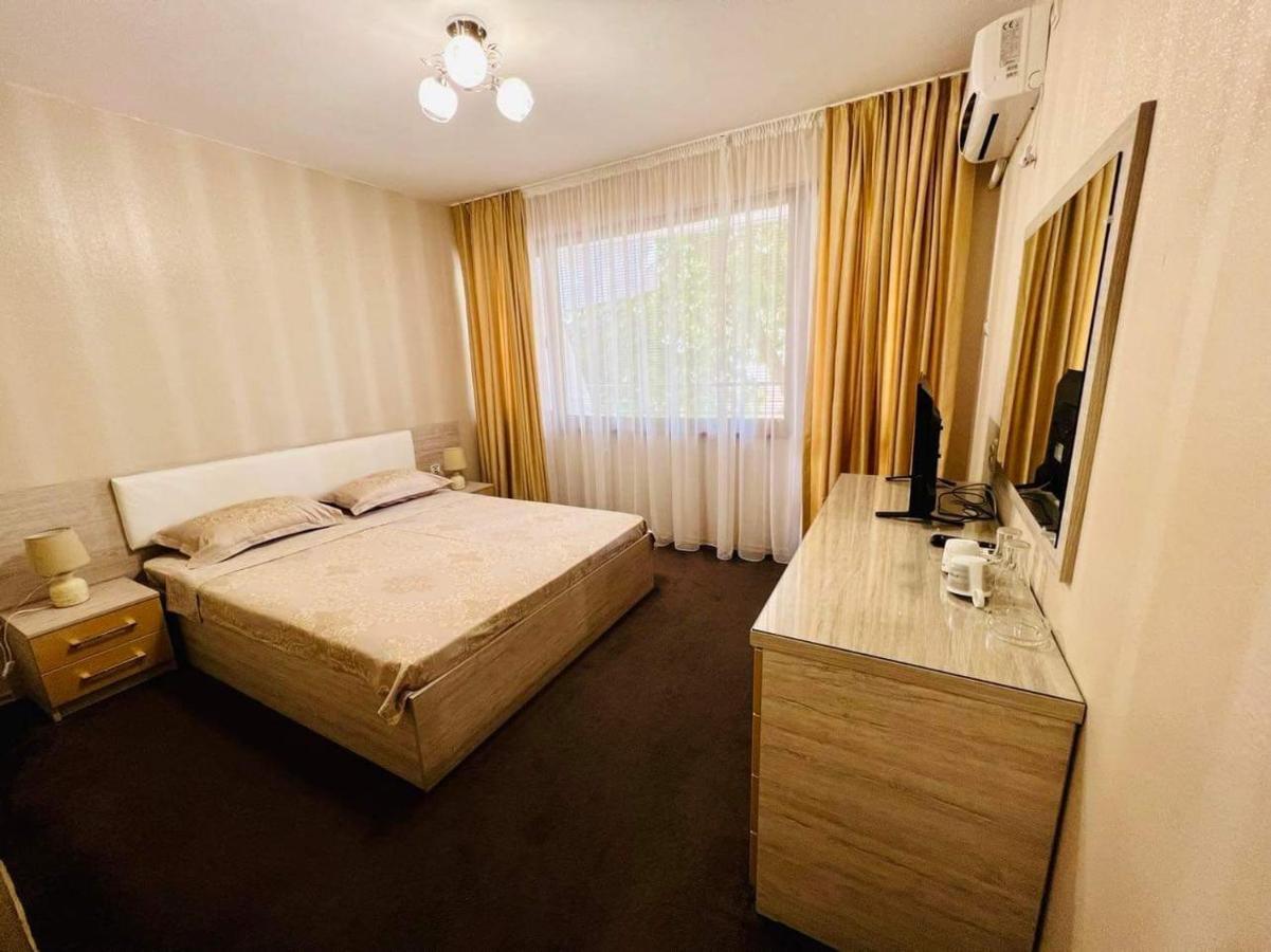Джорджия Hotel Kiten  Exterior photo