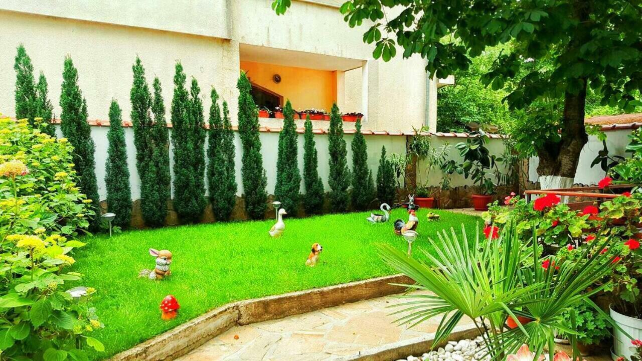 Джорджия Hotel Kiten  Exterior photo
